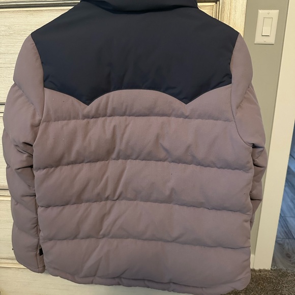 Patagonia Women's Puffer Jacket - Picture 2 of 4